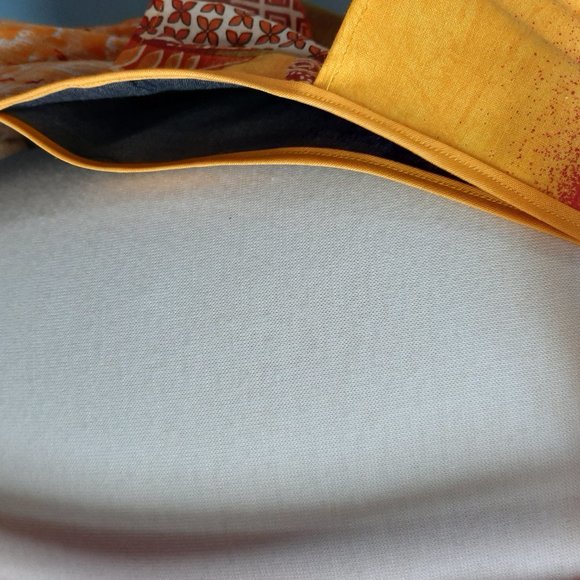 Flirty - Artsy Entertaining Apron / Ruffles / Size L - Picture 6 of 8